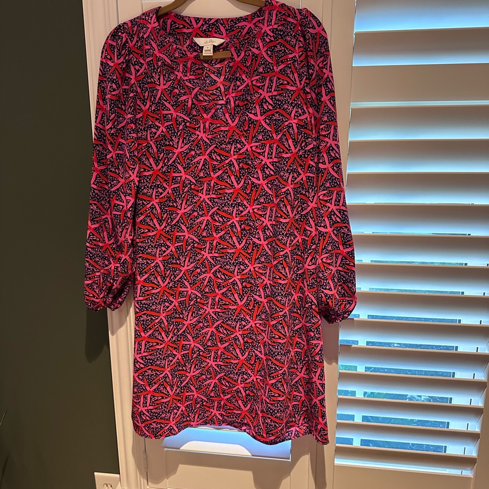 Lilly Pulitzer - like new! Pink and Navy Patterned Dress